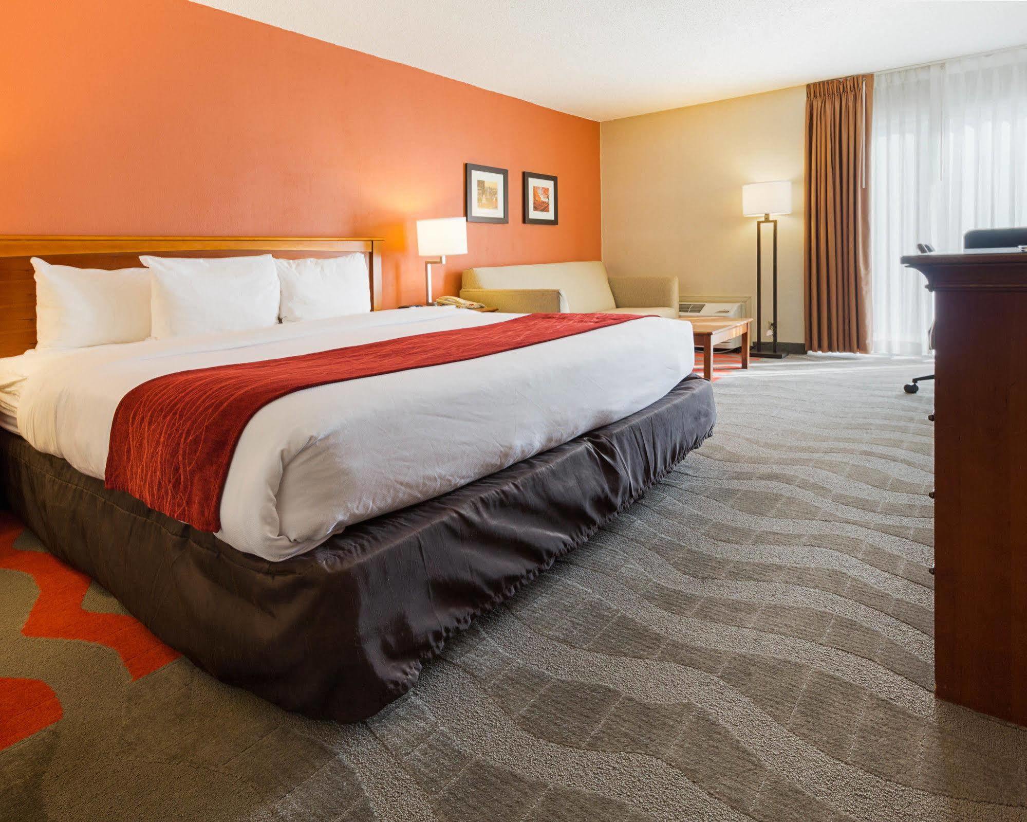 Comfort Inn & Suites Airport Syracuse Luaran gambar