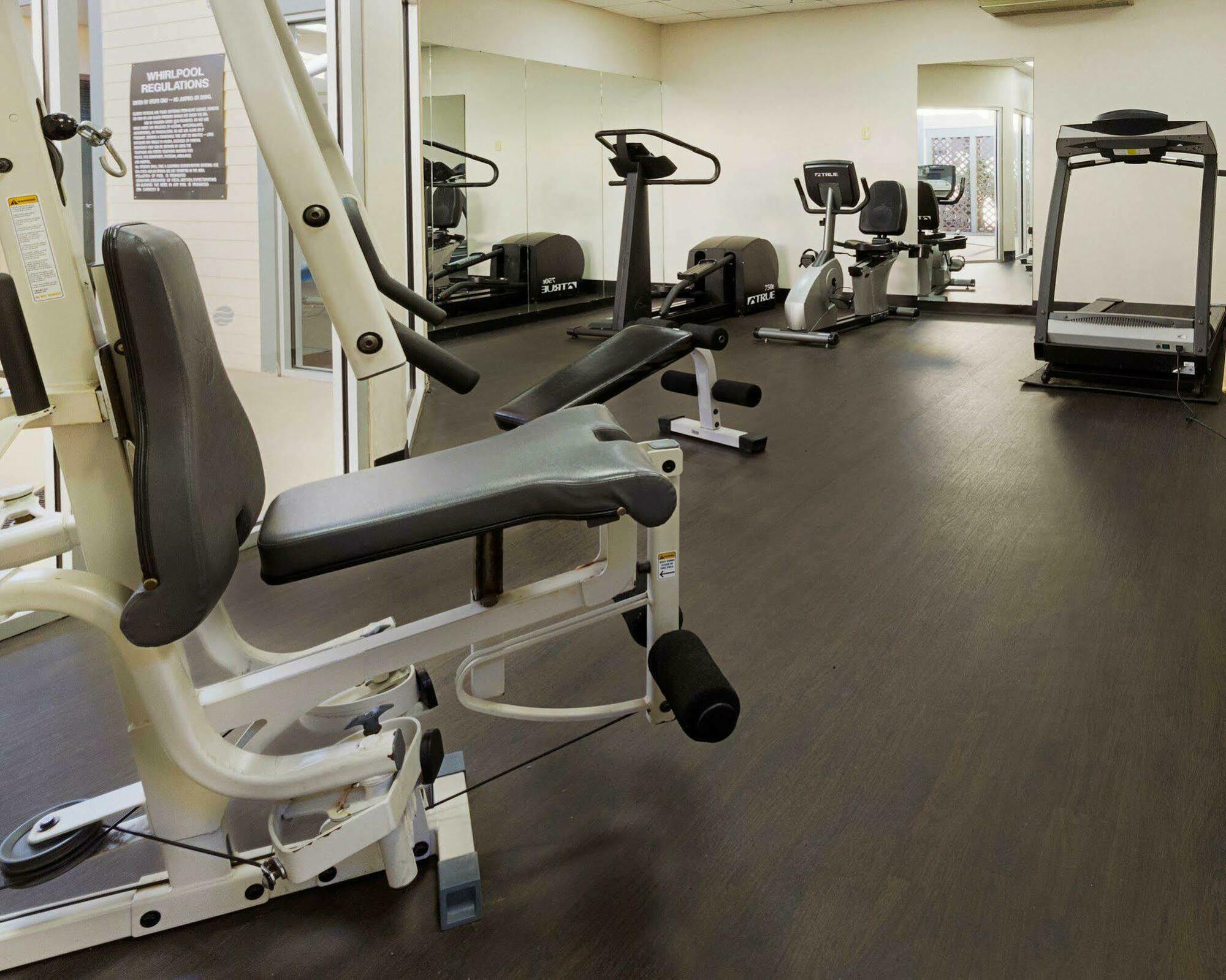 Comfort Inn & Suites Airport Syracuse Luaran gambar