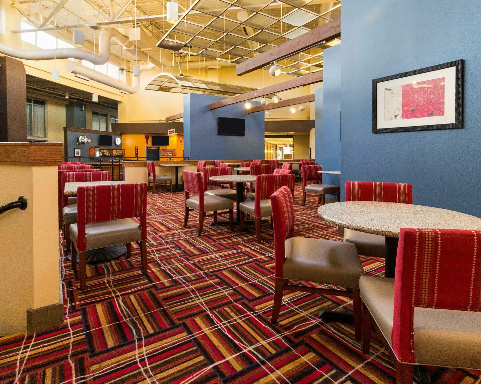 Comfort Inn & Suites Airport Syracuse Luaran gambar